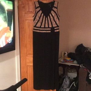 Long sleeveless dress for any formal event